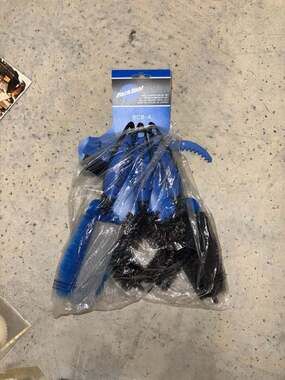 Bicycle Chain Cleaner Park Tool Bicycle Brush Park Tool GSC-3 Drivetrain Cleanin